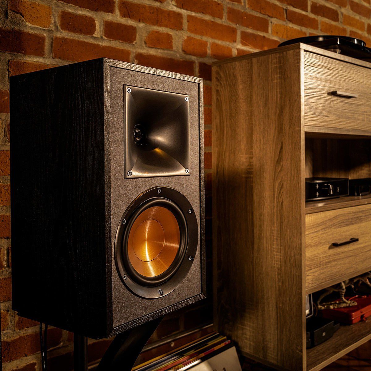 SET Reference R-620F Klipsch Комплекты акустики 31 698 грн