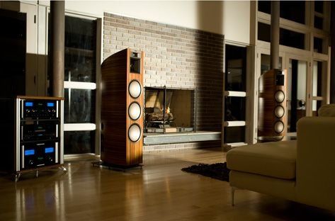 McIntosh MVP 881