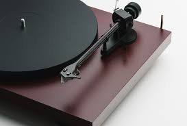 Pro-Ject Debut EVO 2 Pick It MM EVO Satin Wine Red