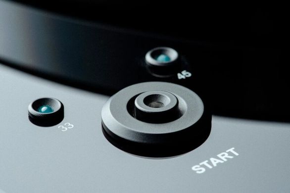 Pro-Ject X8 B High Gloss Black