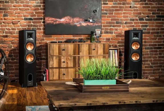 Klipsch R-26PF Powered Floorstanding Speakers