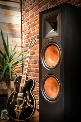 Klipsch R-26PF Powered Floorstanding Speakers